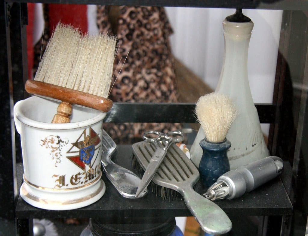 Grooming shears laid flat on a bench